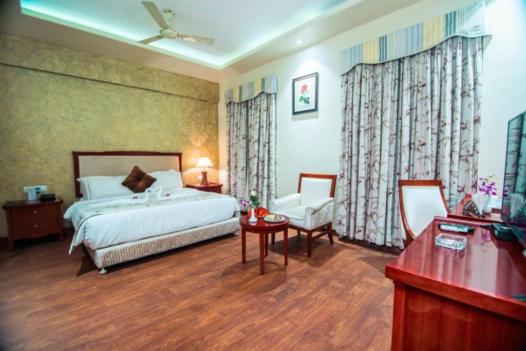 Club Paraiso Rāipur Exteriér fotografie